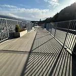 Familievennlig Naer Sentrum Apartament