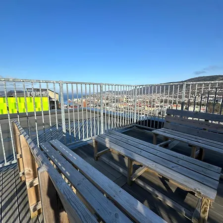 דירה Med Nydelig Utsikt Over *