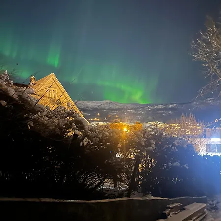 公寓 Med Nydelig Utsikt Over *